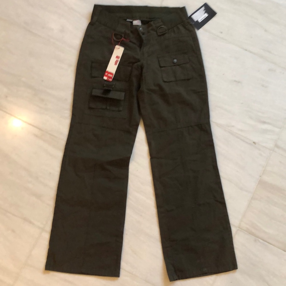 NWT Elly B Olian maternity cargo pants size small